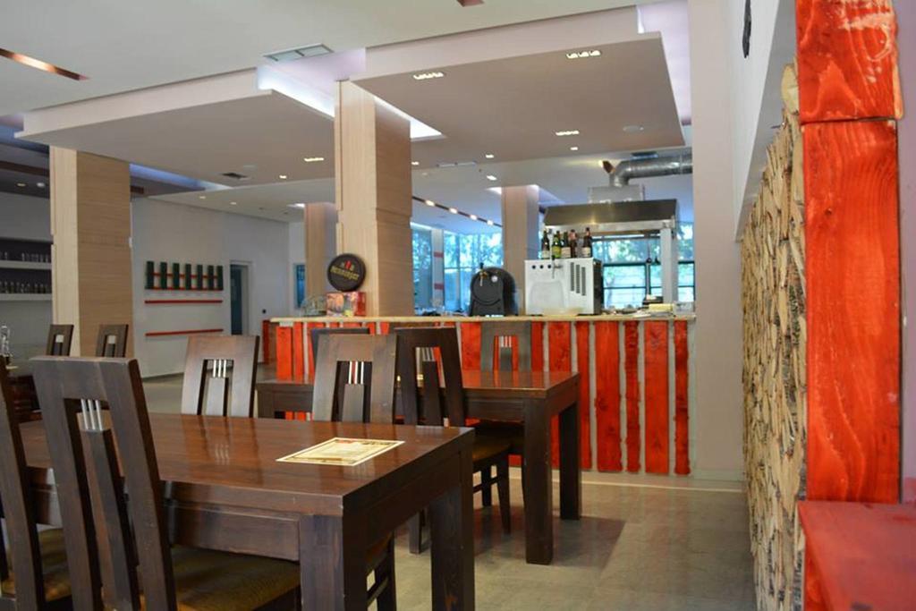 Hotel Albion Δυρράχιο Εξωτερικό φωτογραφία