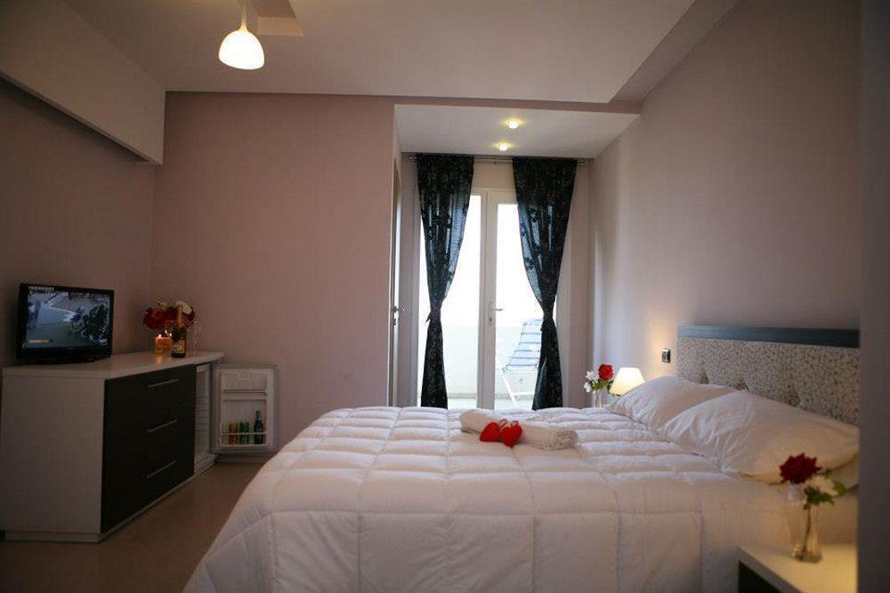 Hotel Albion Δυρράχιο Εξωτερικό φωτογραφία