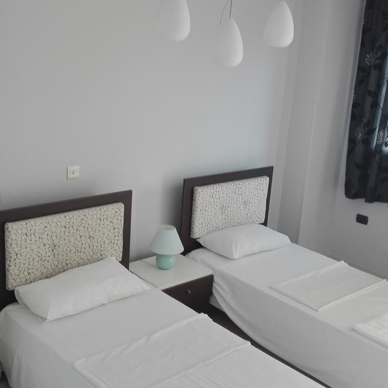 Hotel Albion Δυρράχιο Εξωτερικό φωτογραφία