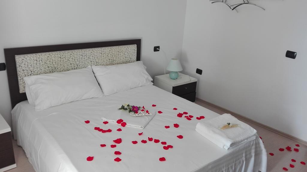 Hotel Albion Δυρράχιο Εξωτερικό φωτογραφία