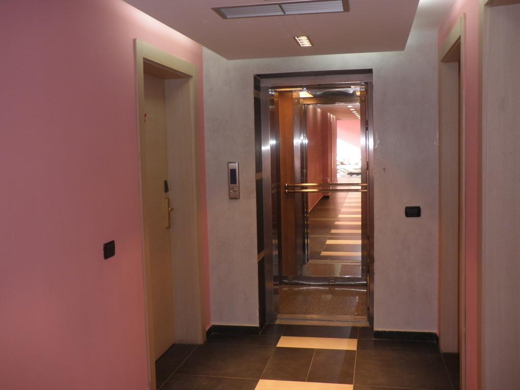 Hotel Albion Δυρράχιο Εξωτερικό φωτογραφία